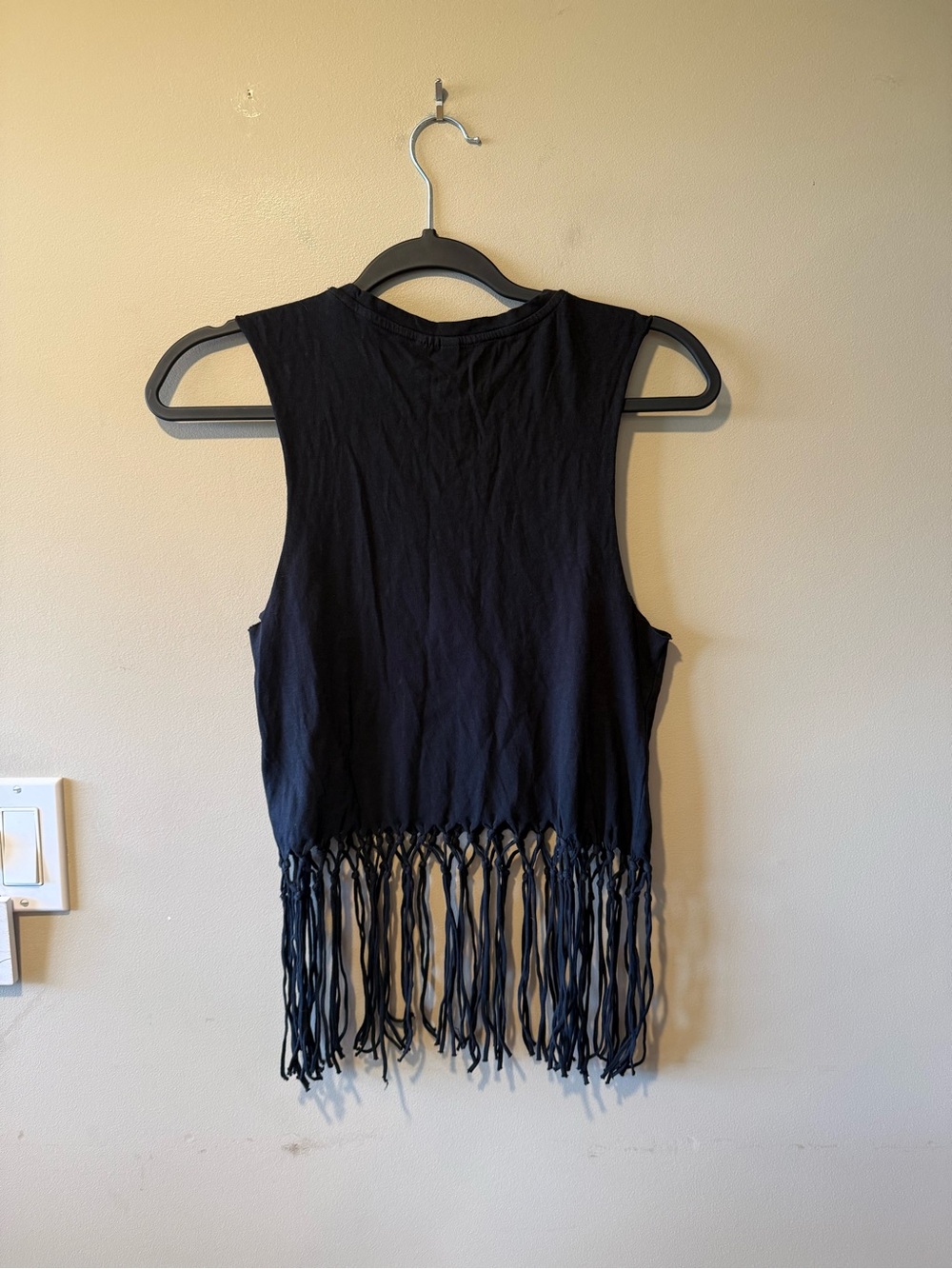 Divided by H&M Black Fringe Hem Crop Tank Top - Picture 7 of 9
